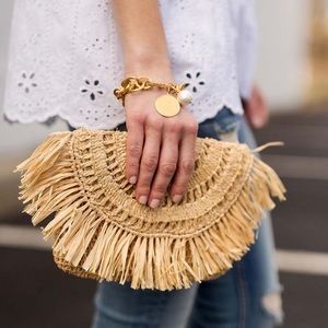 Mar Y Sol straw clutch